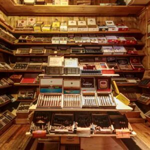 Shop xì gà uy tín Thinh Store tự hào là điểm đến yêu thích của các tín đồ cigar chính hãng